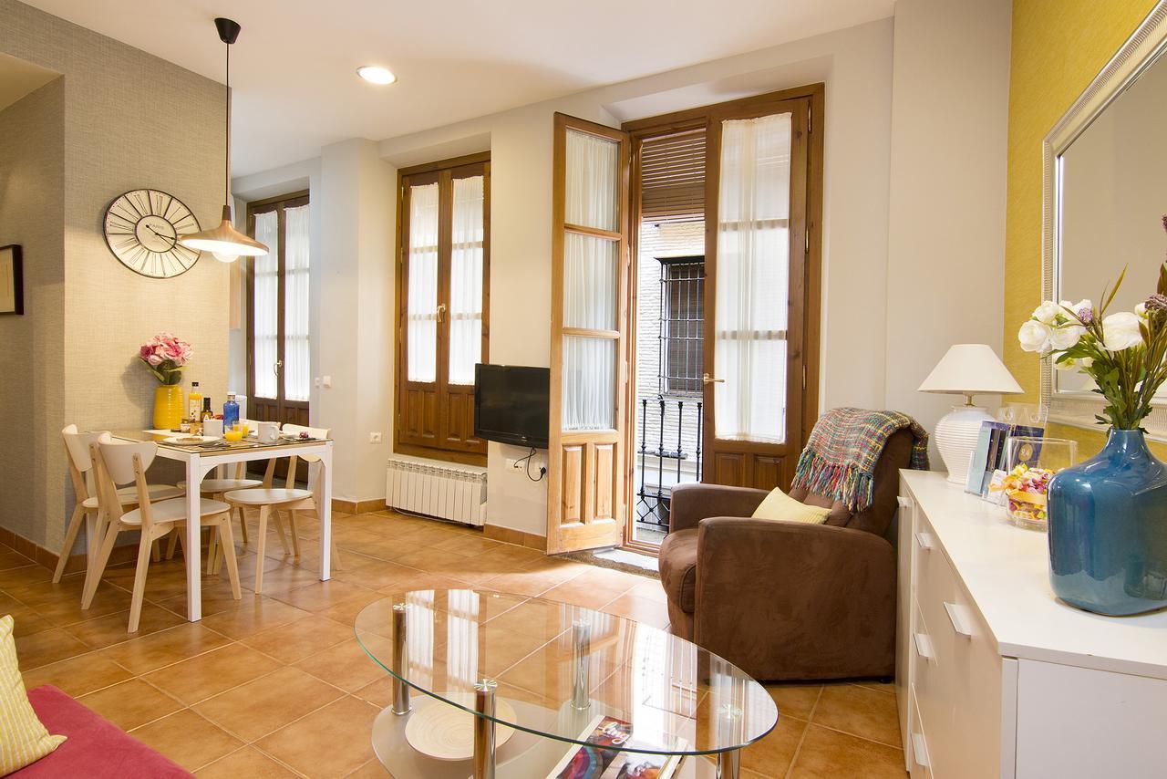 Apartamentos Turisticos Grx กรานาดา ภายนอก รูปภาพ