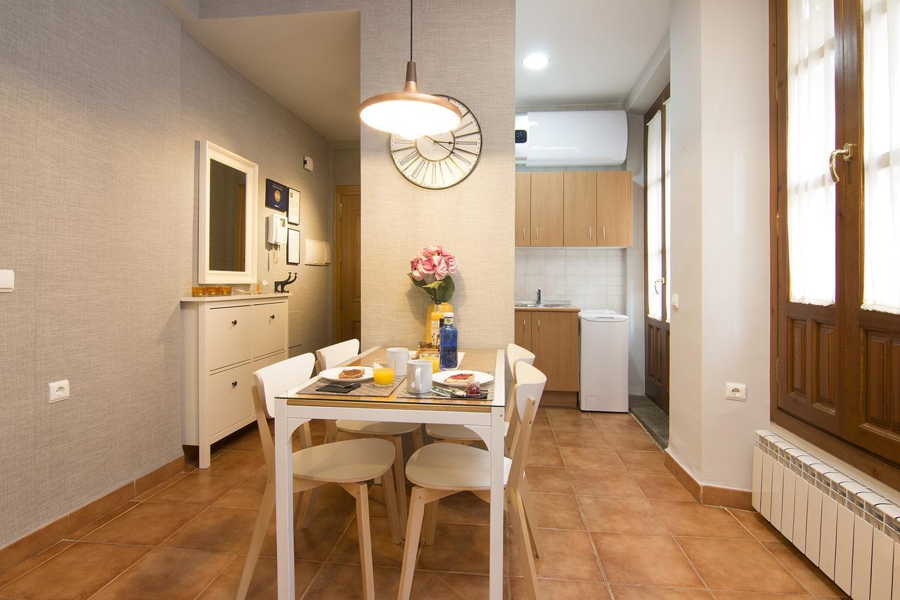 Apartamentos Turisticos Grx กรานาดา ภายนอก รูปภาพ